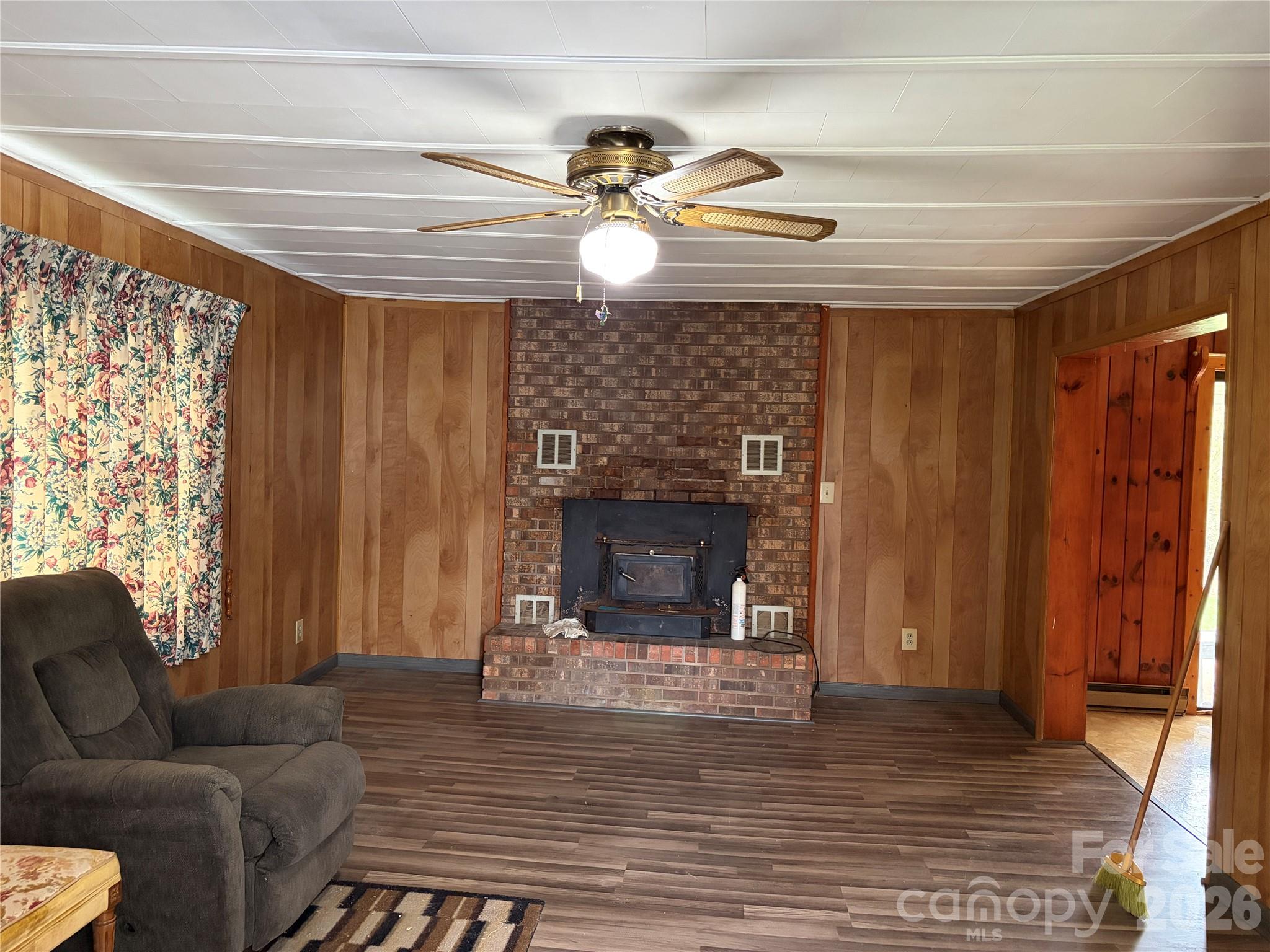 Single Family Residence at 72 Alexander Road, Weaverville, photo 6 of 17