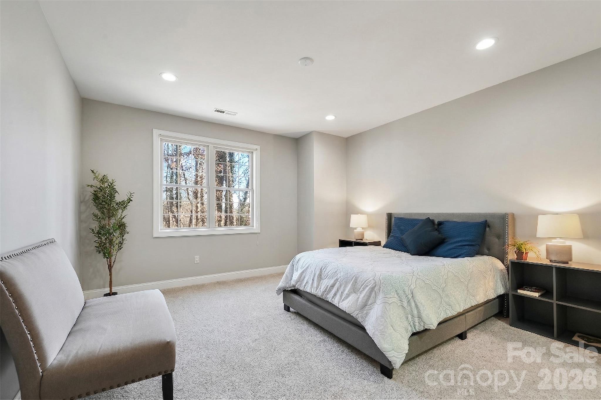 Single Family Residence at 43 S Kuykendall Court, Hendersonville, photo 27 of 36