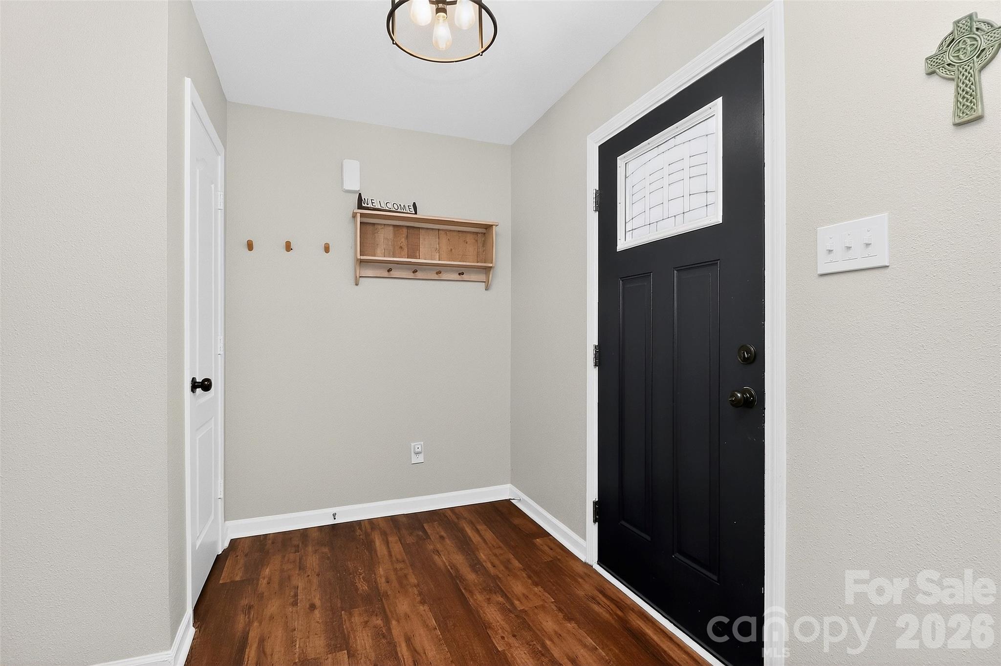 Single Family Residence at 1340 Indian Charley Court, Clover, photo 4 of 48