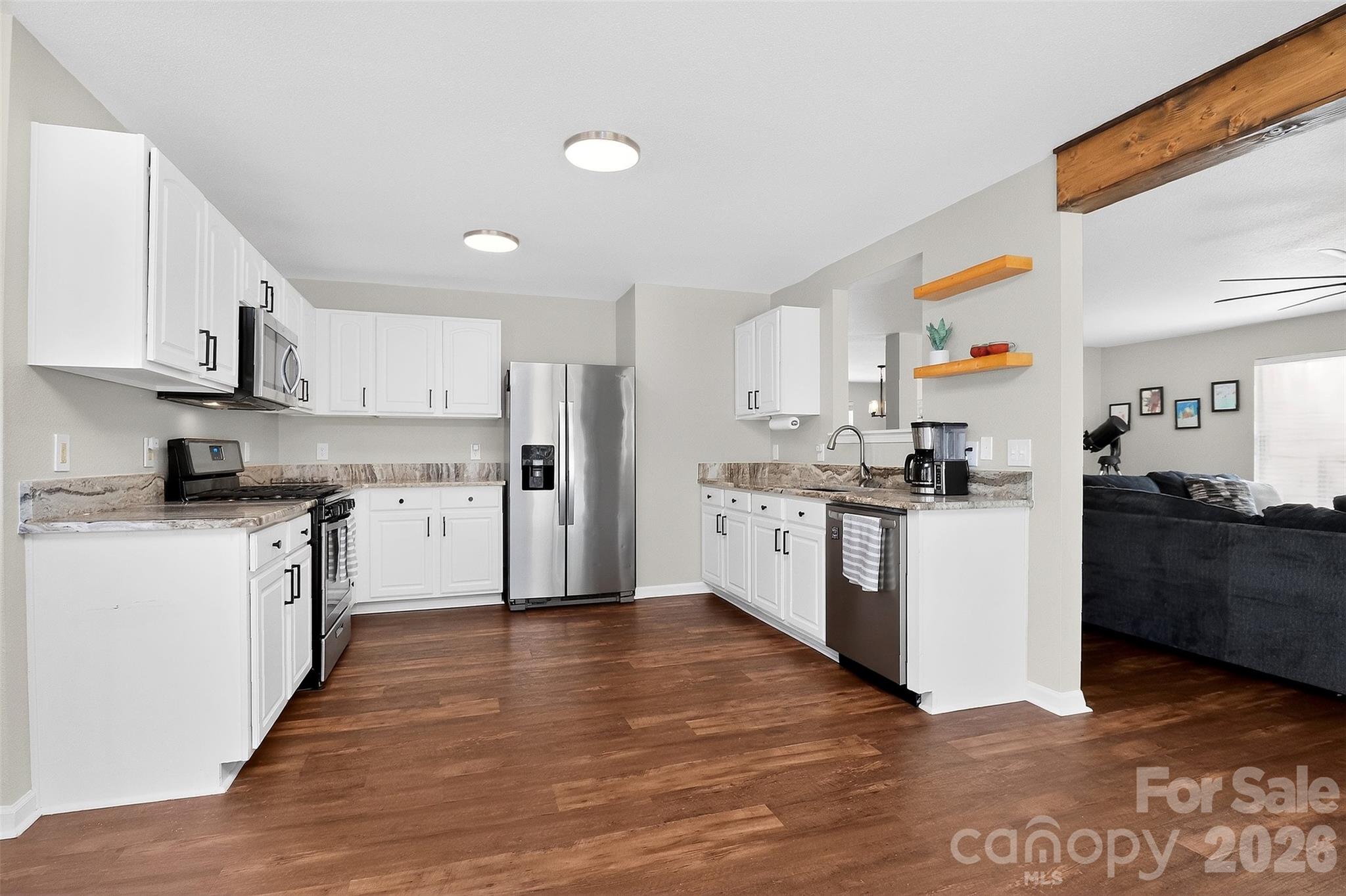 Single Family Residence at 1340 Indian Charley Court, Clover, photo 14 of 48