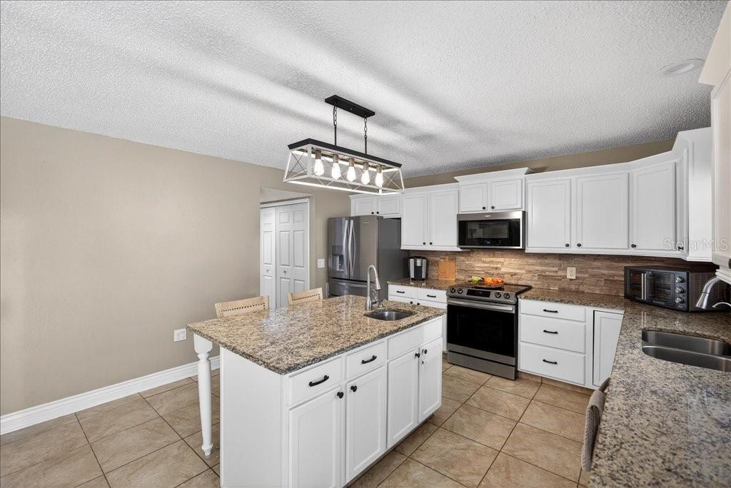 Single Family Residence at 33 RED BARN DR, PALM COAST, photo 22 of 67