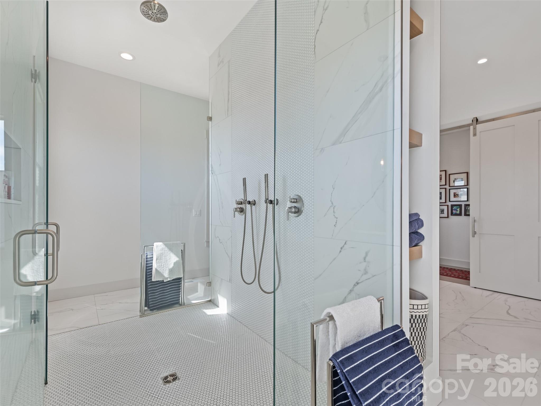 Primary Bedroom's shower - 717 Daniel Circle Drive, Mills River