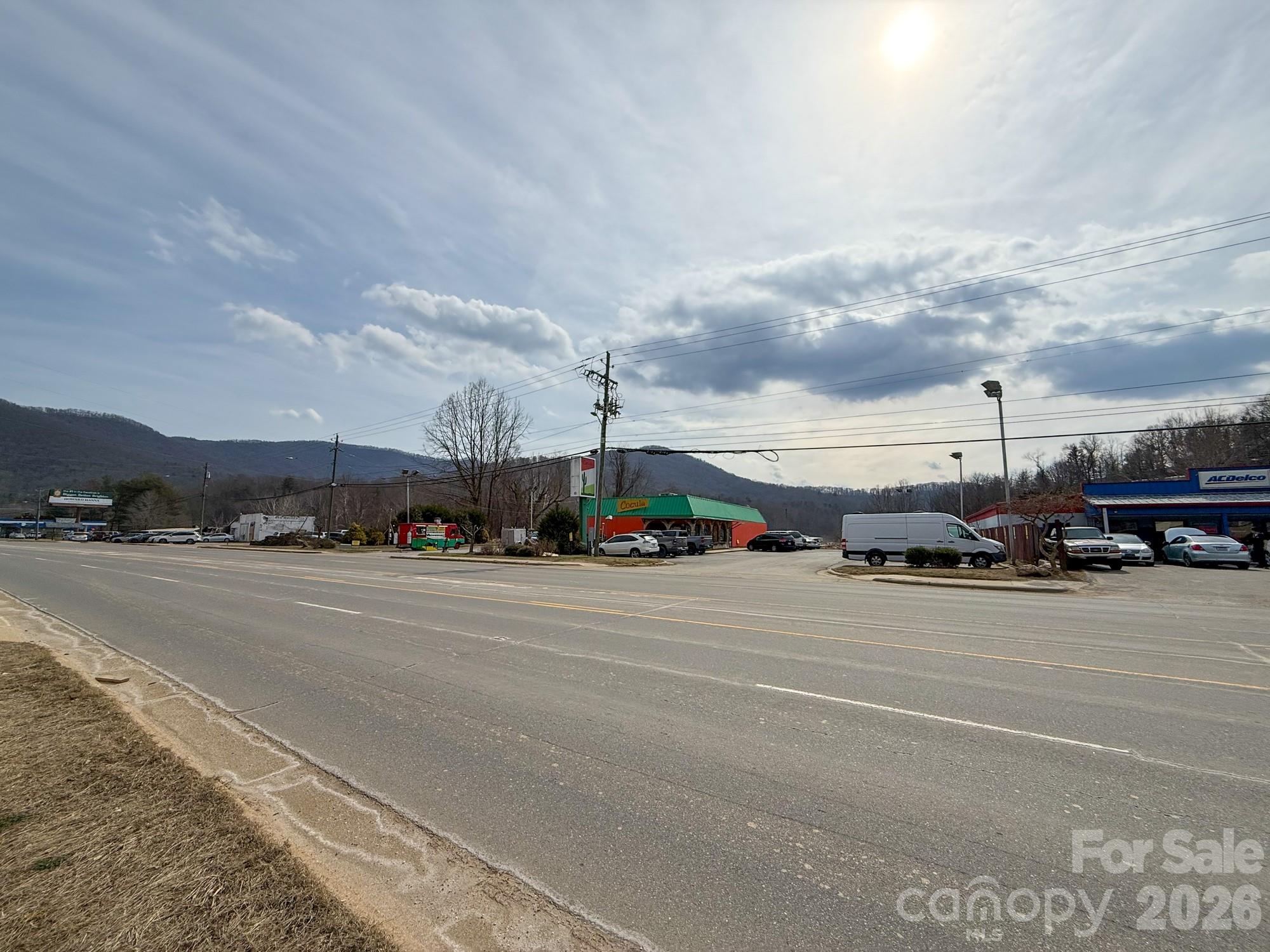 Retail at 1297 Tunnel Road, Asheville, photo 7 of 9