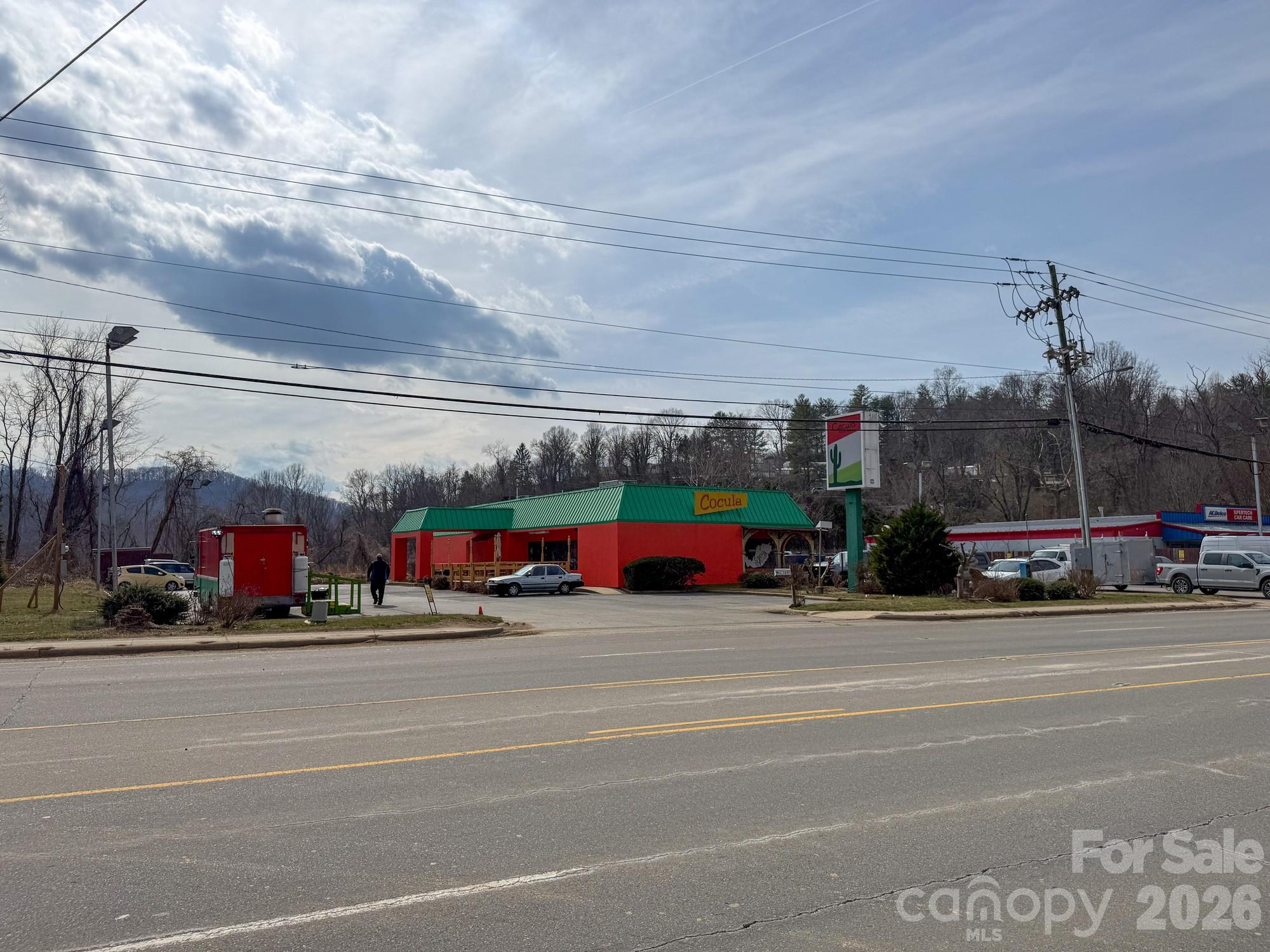 Retail at 1297 Tunnel Road, Asheville, photo 8 of 9