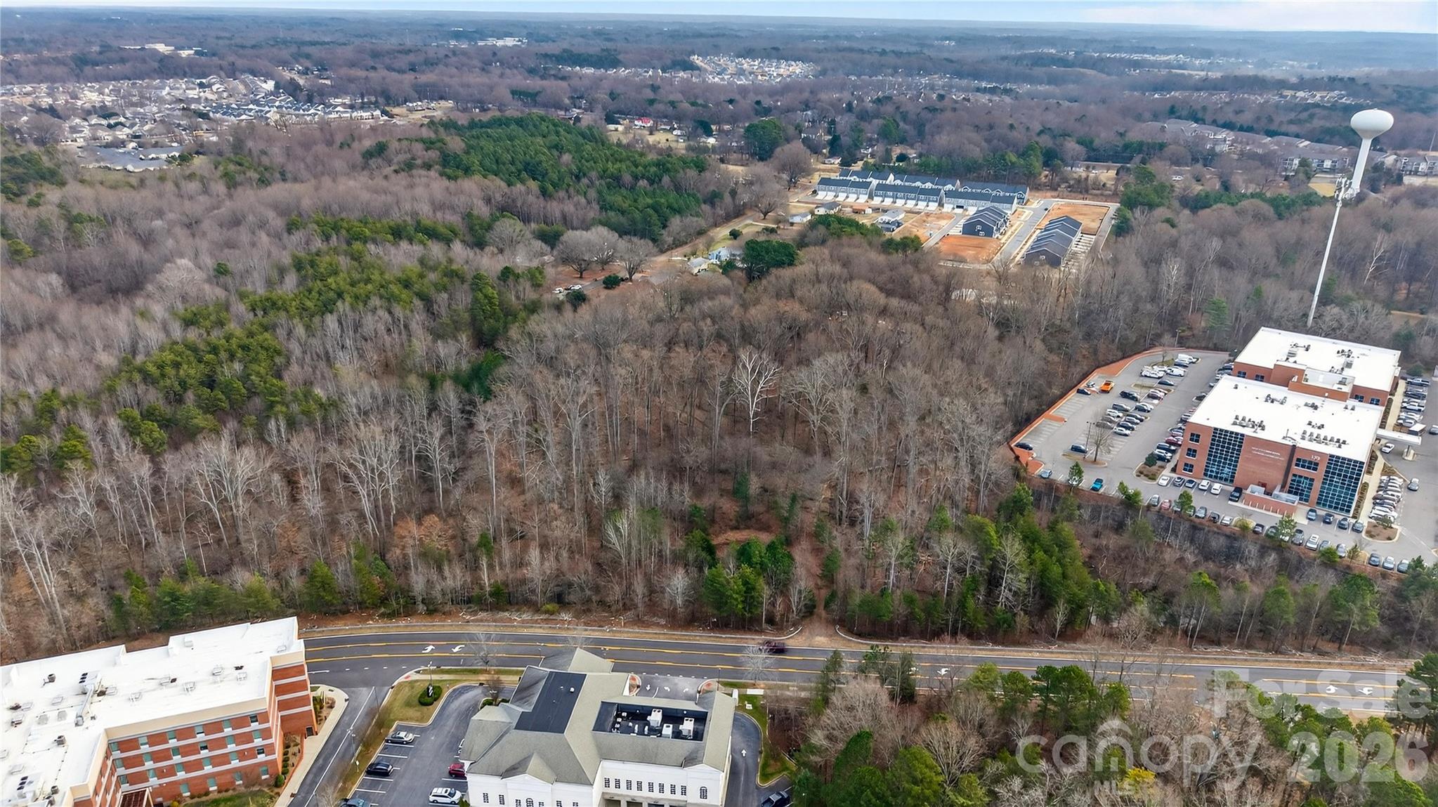 Single Family Residence at 169 Crossrail Road, Mooresville, photo 8 of 17