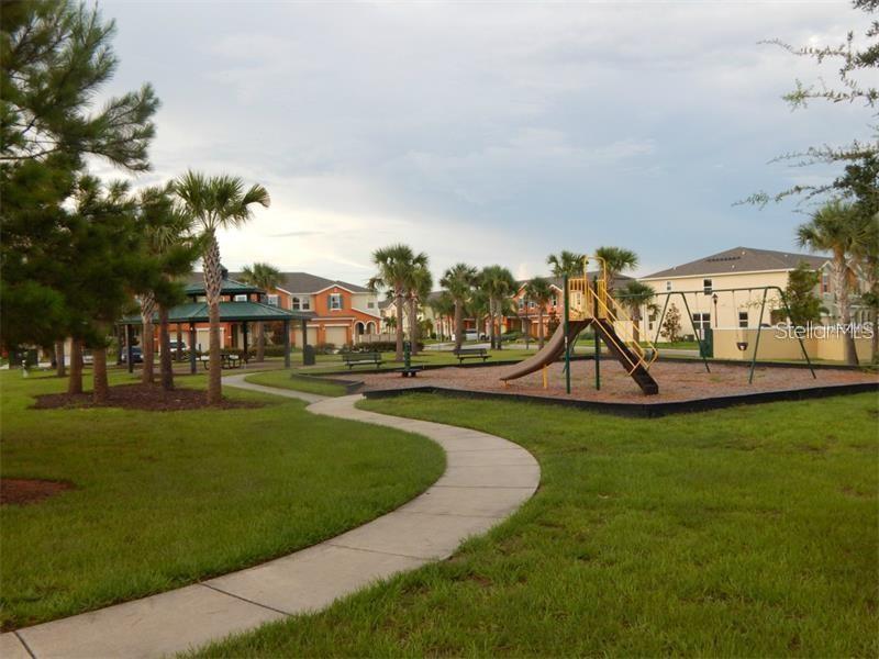 Townhouse at 3107 SEAVIEW CASTLE DR, KISSIMMEE, photo 9 of 11