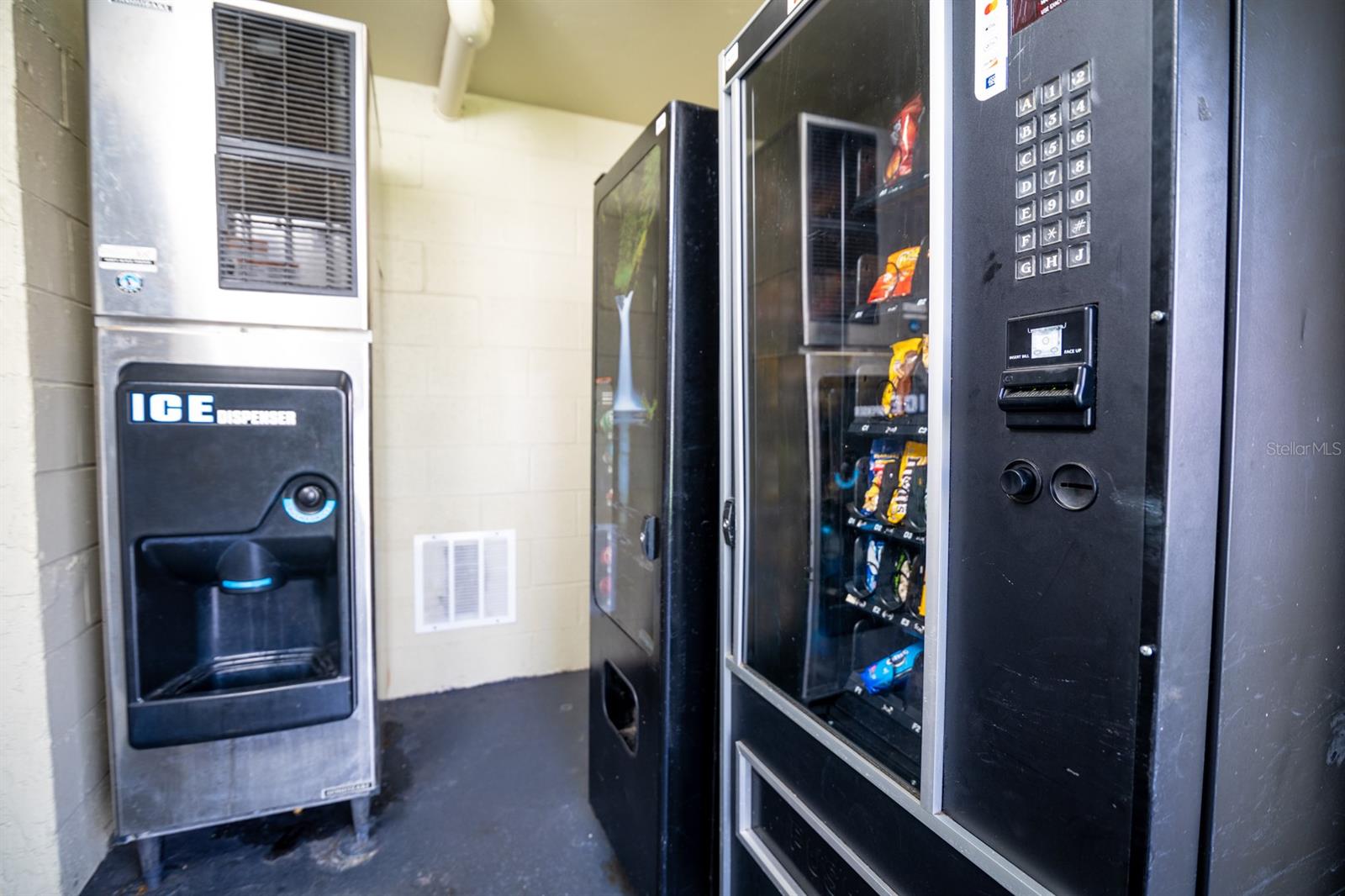 Condo - Hotel at 5245 W IRLO BRONSON MEMORIAL HWY #210, KISSIMMEE, photo 17 of 18