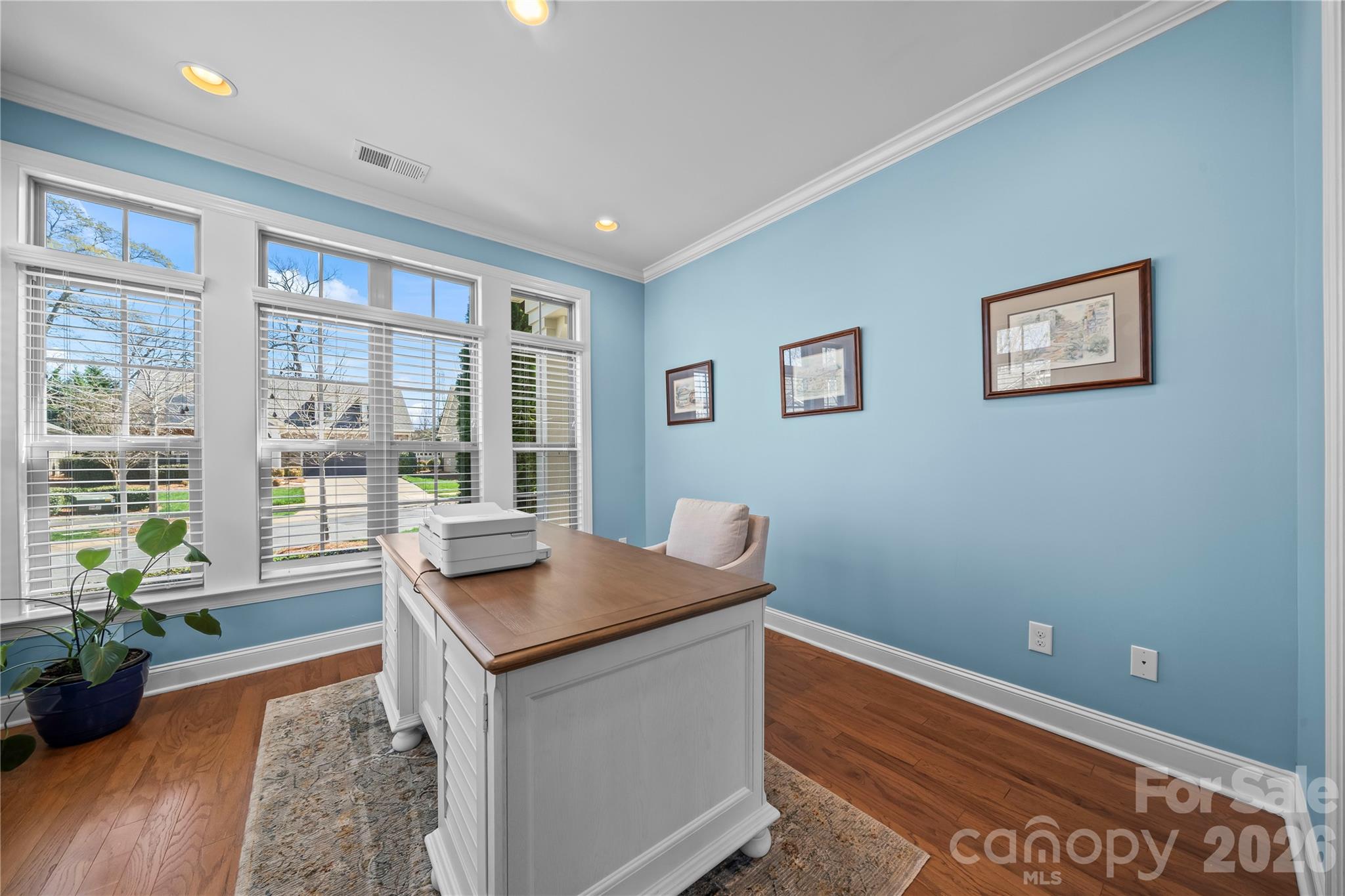Single Family Residence at 8020 Parknoll Drive, Huntersville, photo 4 of 45
