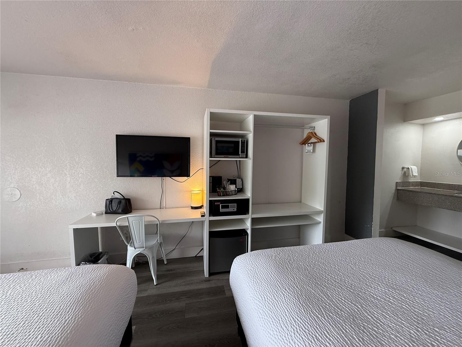 Condo - Hotel at 2930 POLYNESIAN ISLE BLVD #223, KISSIMMEE, photo 18 of 22