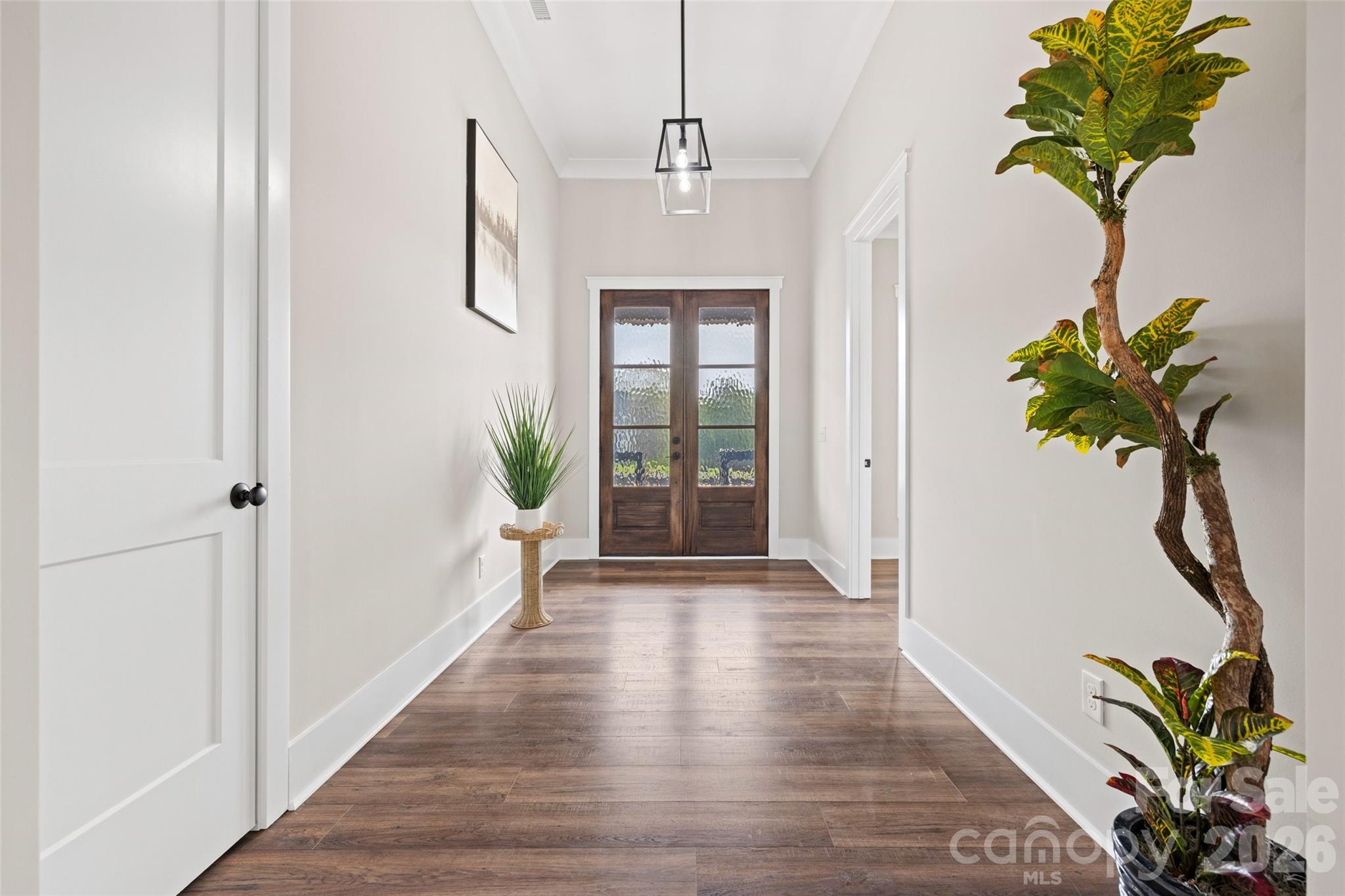 Single Family Residence at 254 Triple Ponds Court, Clover, photo 4 of 44