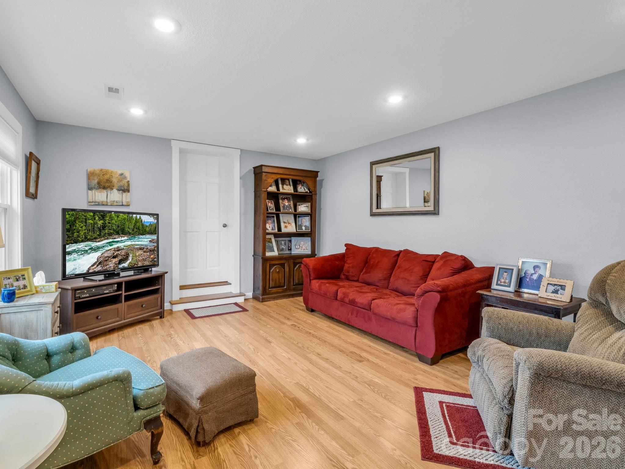 Living Room 1 - 1086 Carters Ridge Road, Spruce Pine