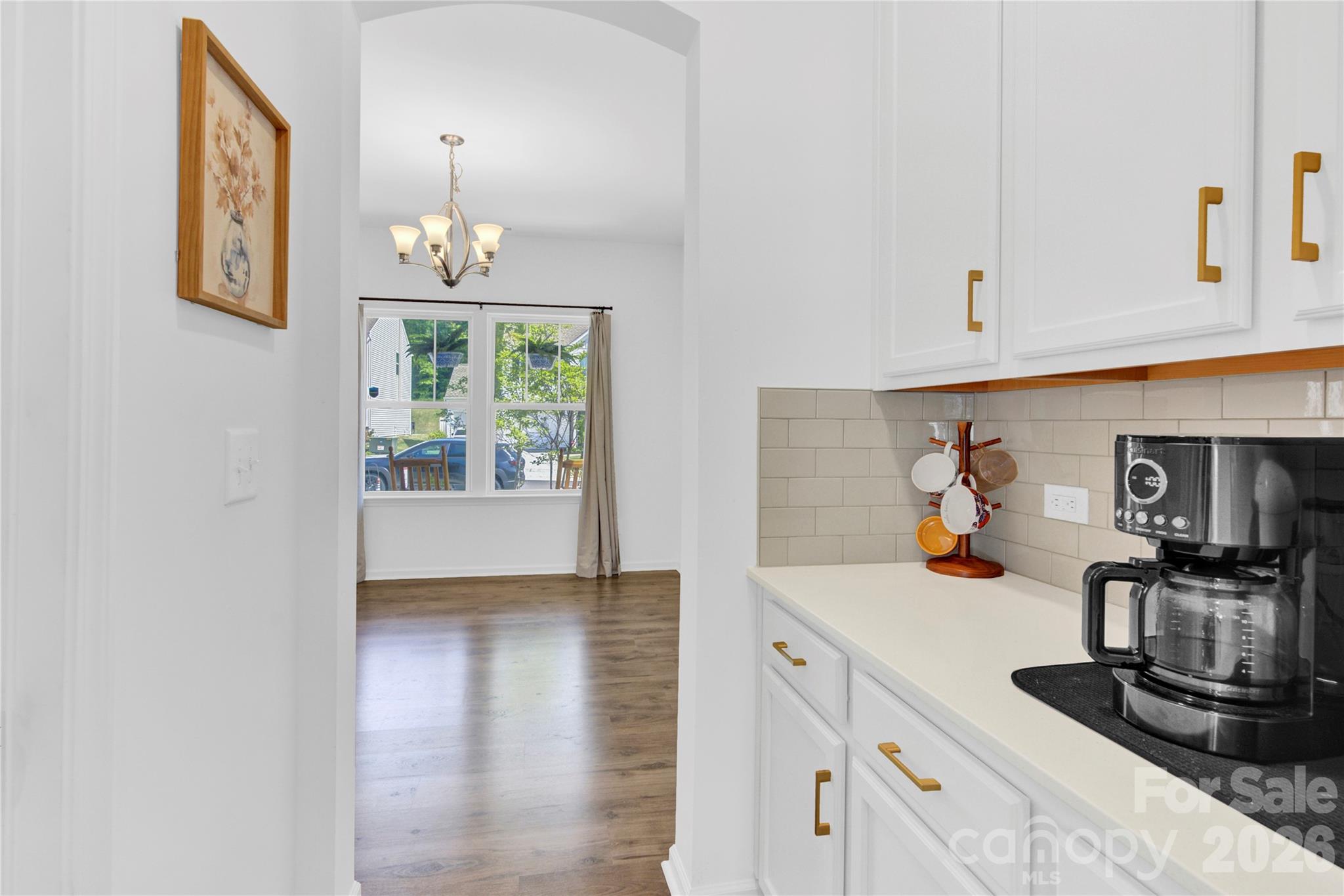 Butler's Pantry - 3153 Pinehills Way, Mount Holly
