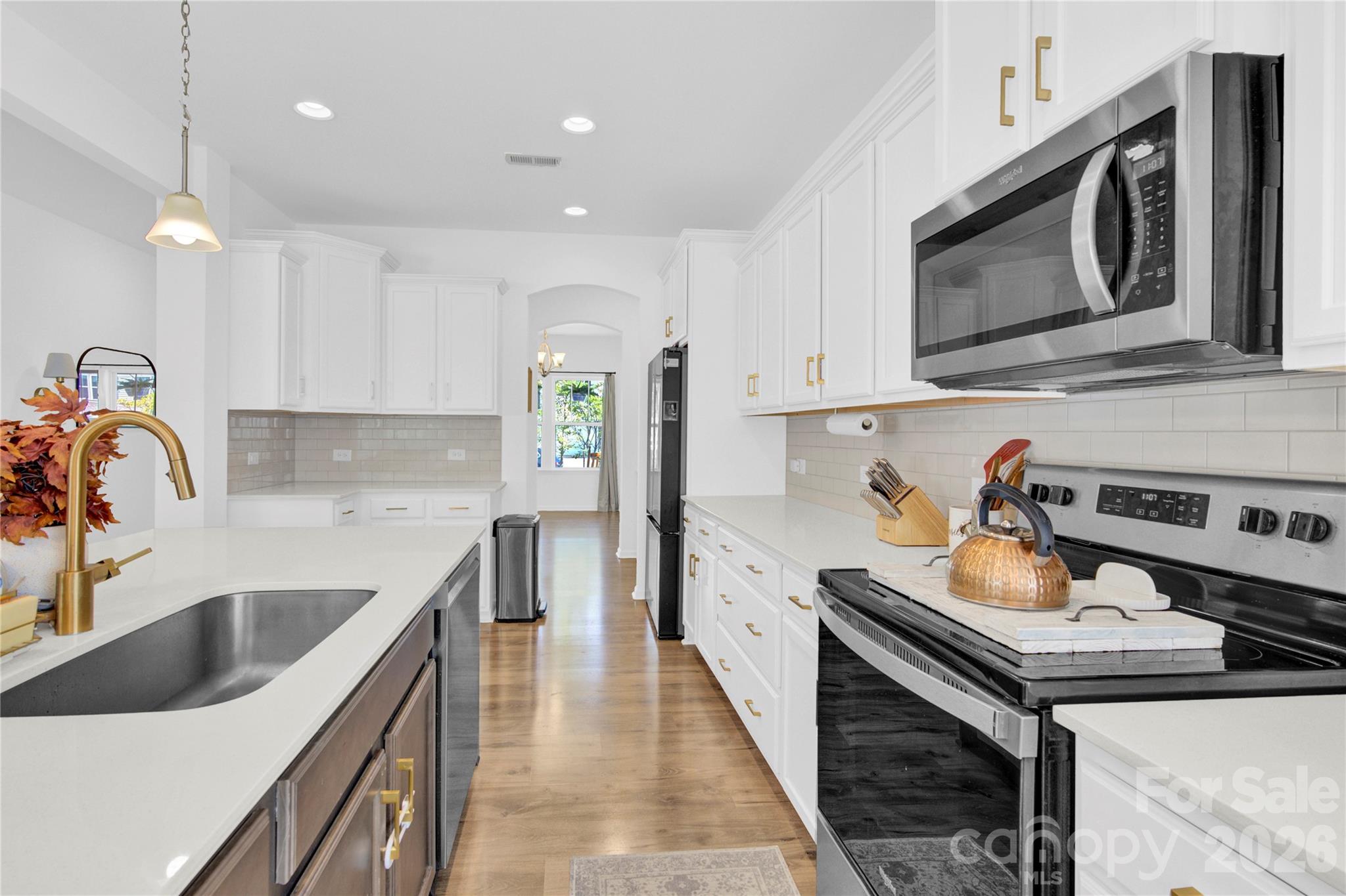 Kitchen - 3153 Pinehills Way, Mount Holly