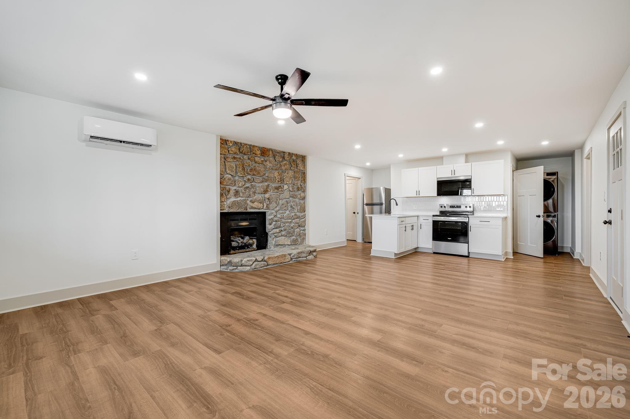 Lower Level Family Room/2nd Kitchen - 1065 Oak Ridge Lane, Mars Hill