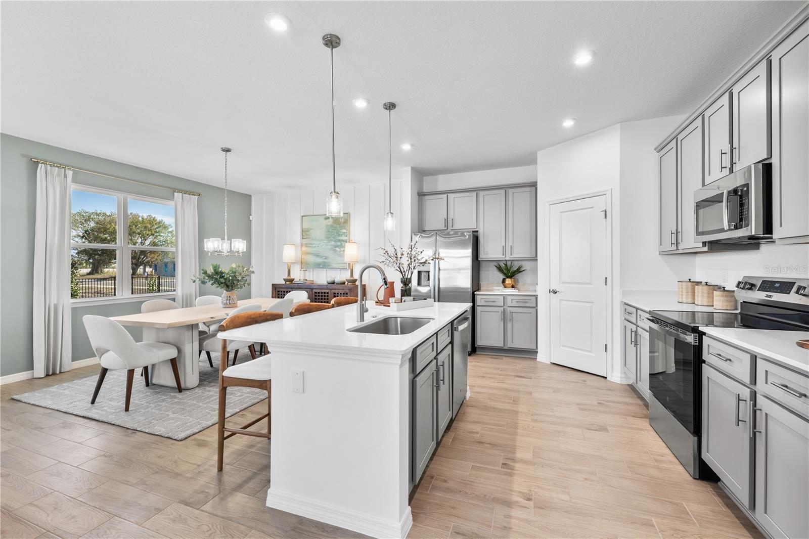 Single Family Residence at 10139 MORNING MEADOWLARK TRL, PARRISH, photo 16 of 56