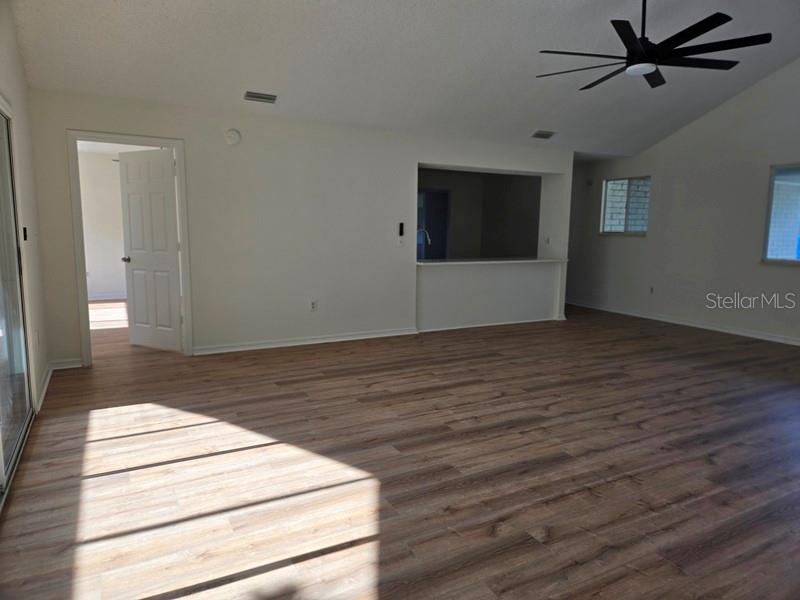 Single Family Residence at 11510 SW 85TH CT, OCALA, photo 5 of 39