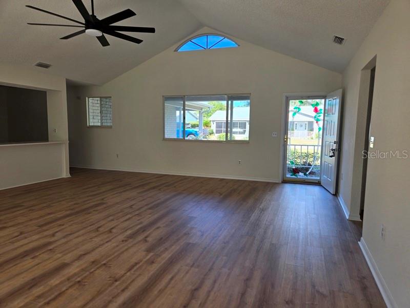 Single Family Residence at 11510 SW 85TH CT, OCALA, photo 6 of 39