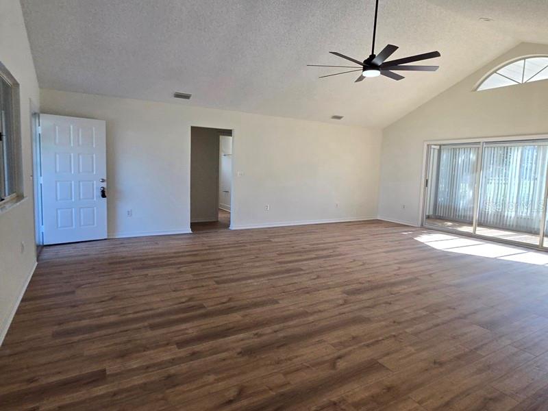 Single Family Residence at 11510 SW 85TH CT, OCALA, photo 10 of 39