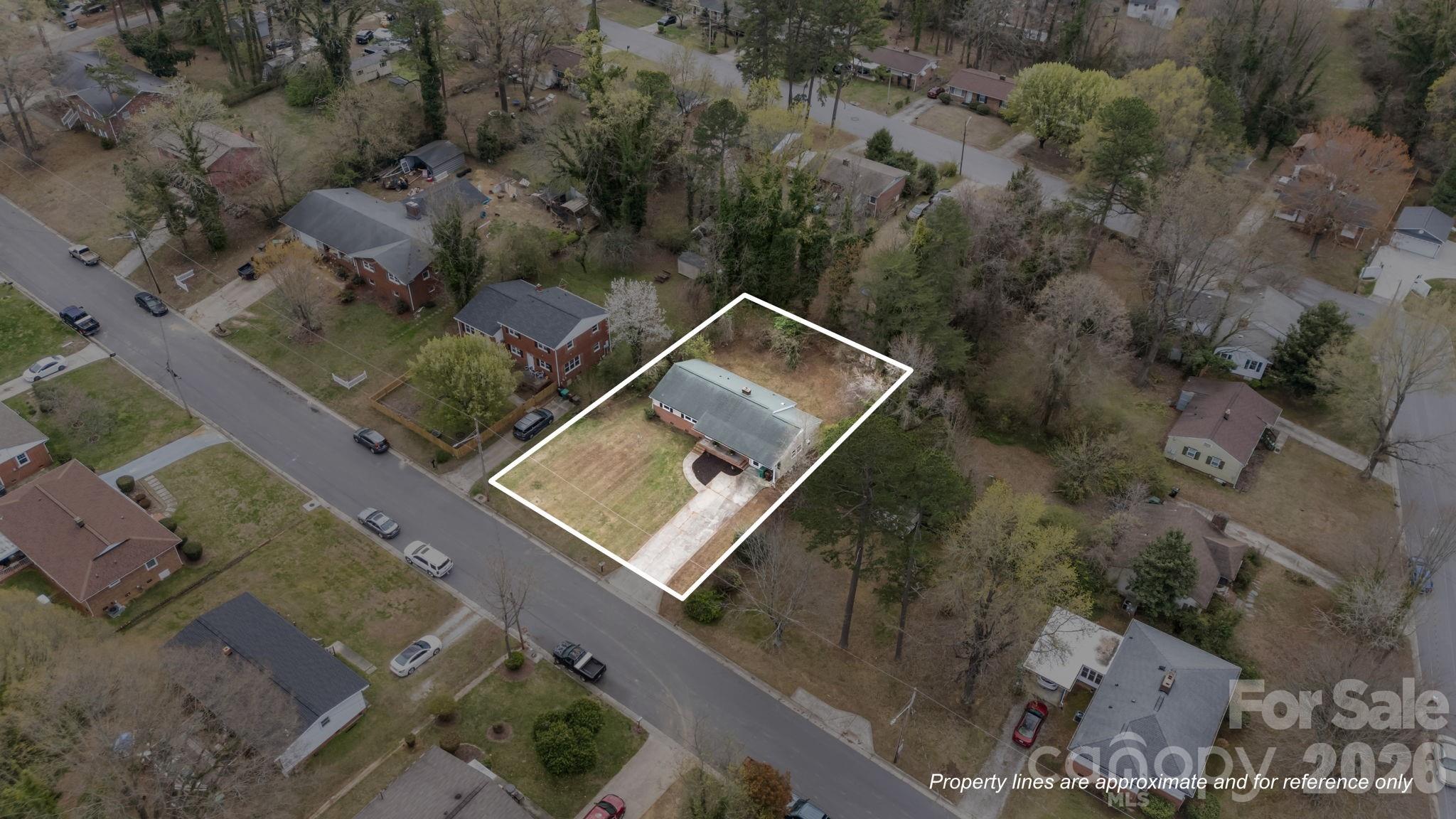 Single Family Residence at 1108 Dartmouth Avenue, High Point, photo 29 of 32