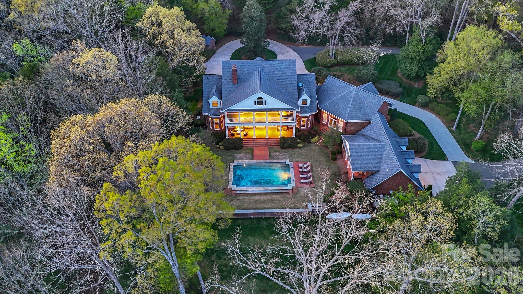 Peace & Privacy - 312 Old Hickory Court, Fort Mill