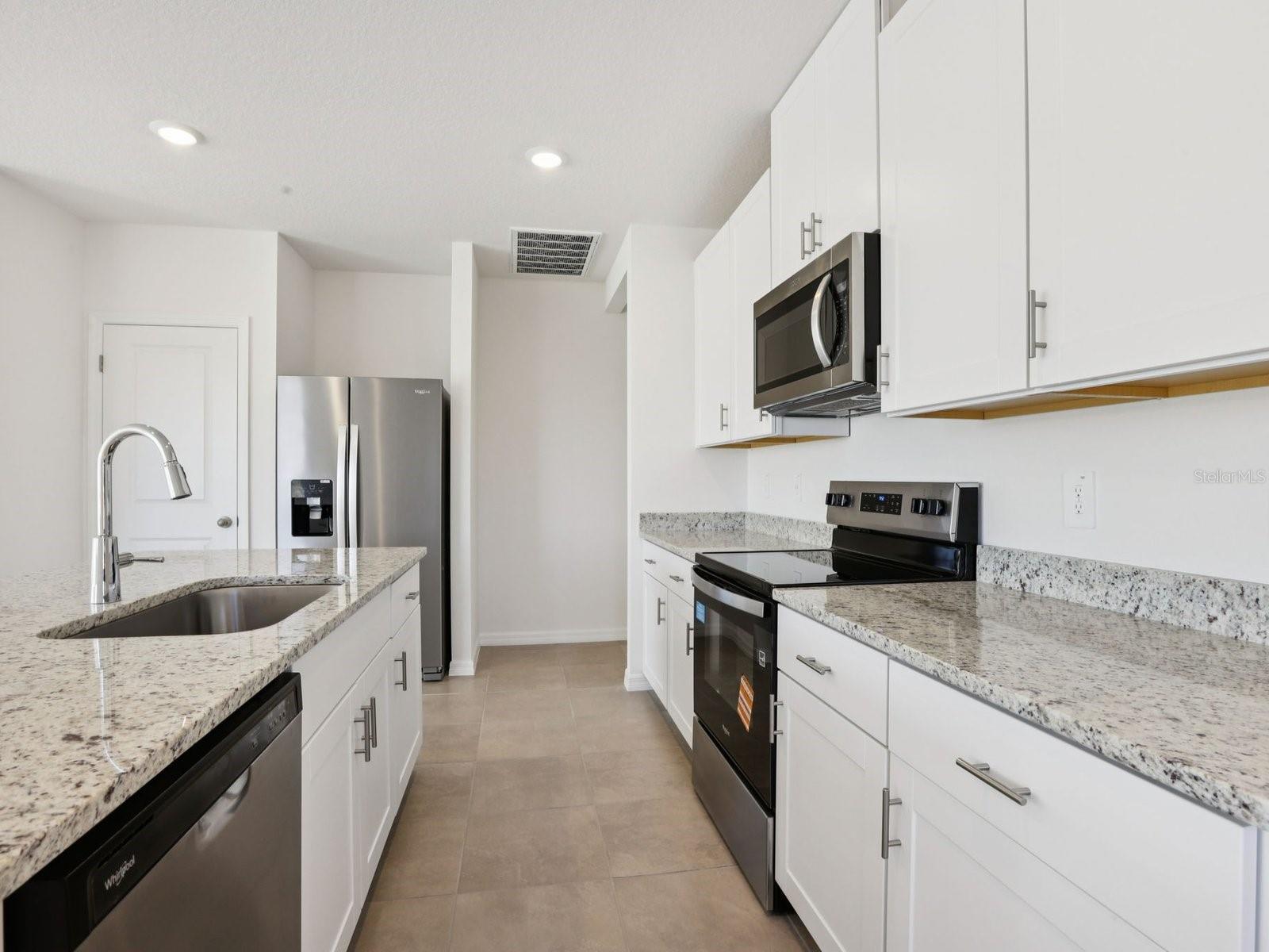 Single Family Residence at 11337 BELLEWOOD TER, PARRISH, photo 7 of 18