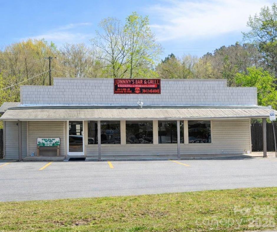 Food/Beverage at 1519 W NC Hwy 150 Highway, Lincolnton
