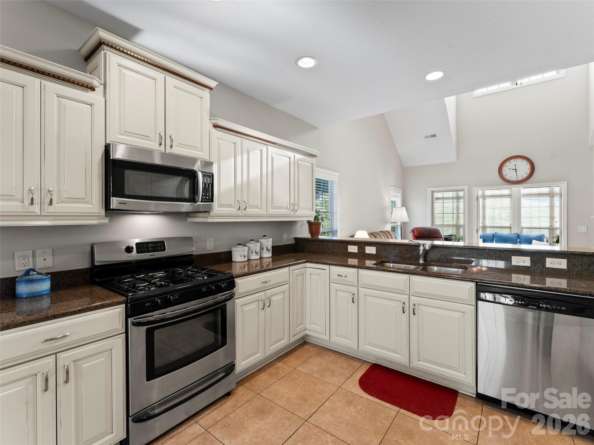 Kitchen - 22 Florian Lane, Fletcher