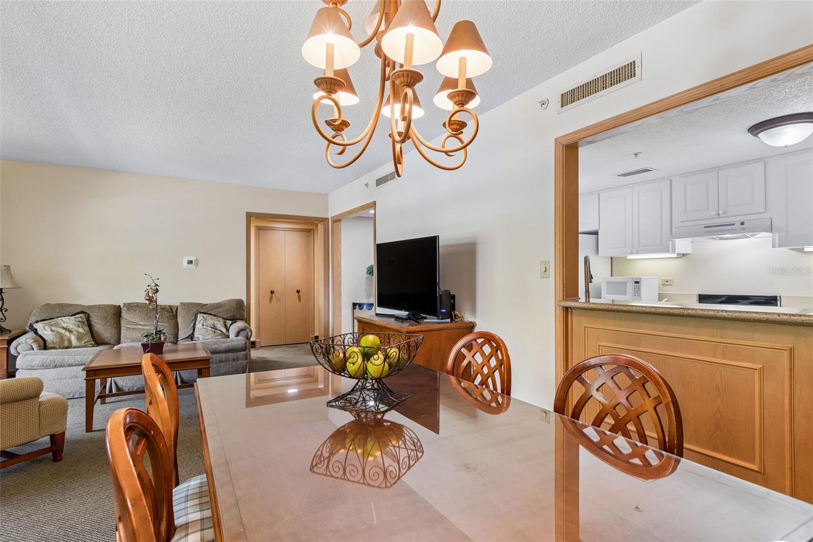 Condominium at 36750 US HIGHWAY 19 N #22208, PALM HARBOR, photo 14 of 72