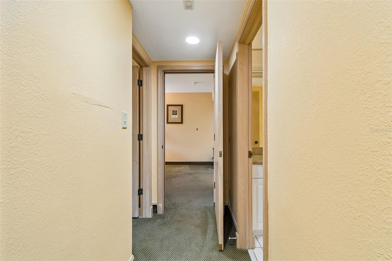 Condominium at 36750 US HIGHWAY 19 N #22208, PALM HARBOR, photo 24 of 72