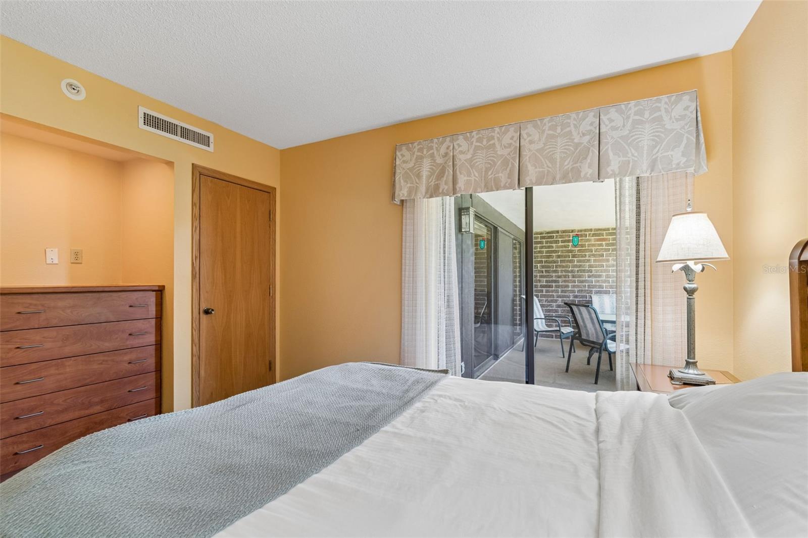 Condominium at 36750 US HIGHWAY 19 N #22208, PALM HARBOR, photo 27 of 72