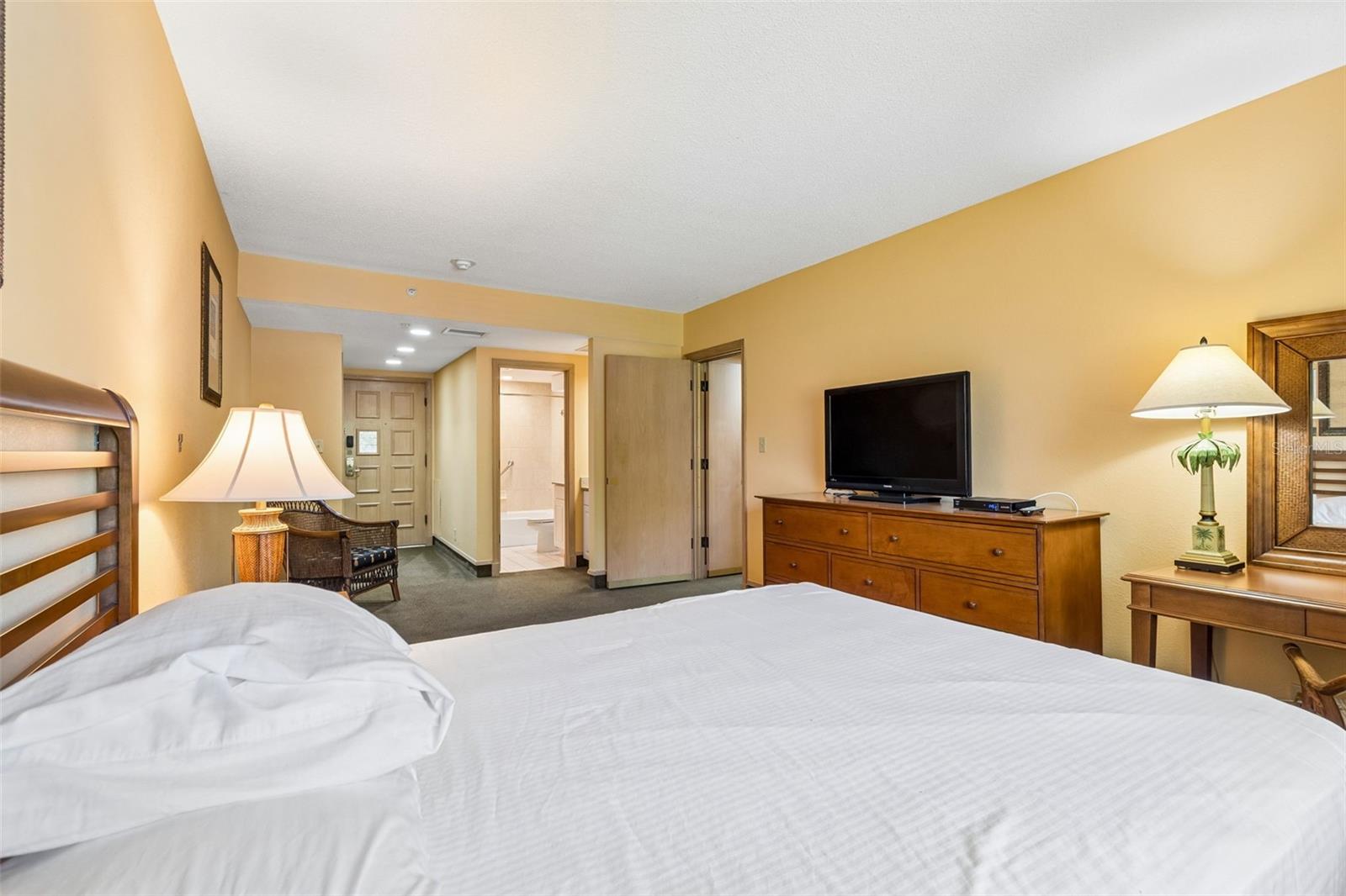 Condominium at 36750 US HIGHWAY 19 N #22208, PALM HARBOR, photo 38 of 72