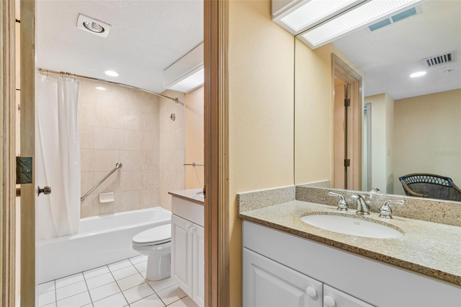 Condominium at 36750 US HIGHWAY 19 N #22208, PALM HARBOR, photo 39 of 72