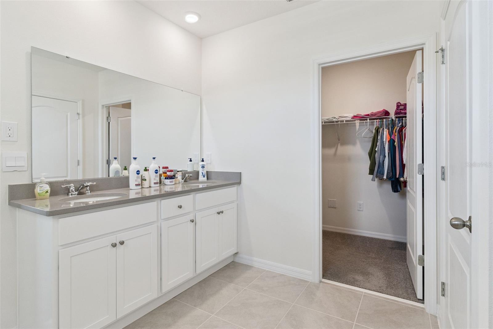 Single Family Residence at 1114 BRIMSTONE CIR, WINTER HAVEN, photo 33 of 47