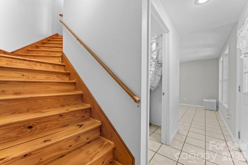 Single Family Residence at 44 Ellistone Court, Sylva, photo 36 of 44