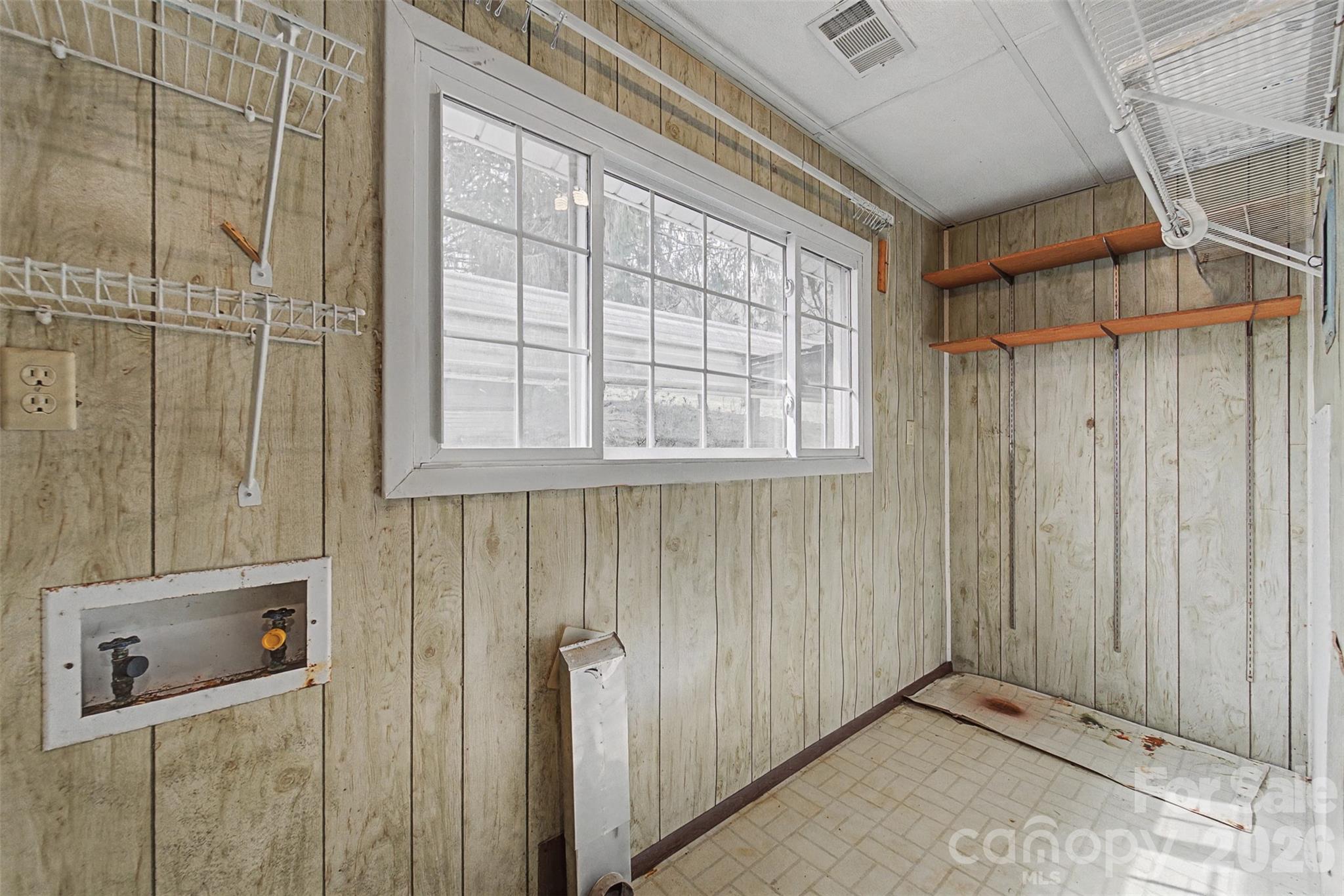 Single Family Residence at 318 Sunrise Park, Sylva, photo 18 of 47