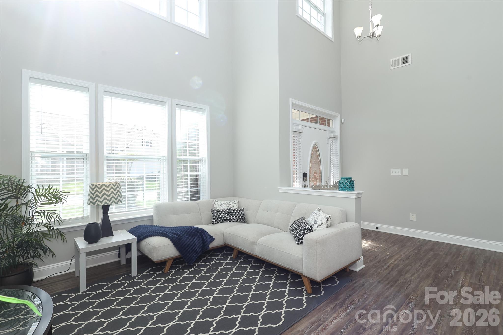 Single Family Residence at 1026 Peridot Drive, Fort Mill, photo 7 of 48