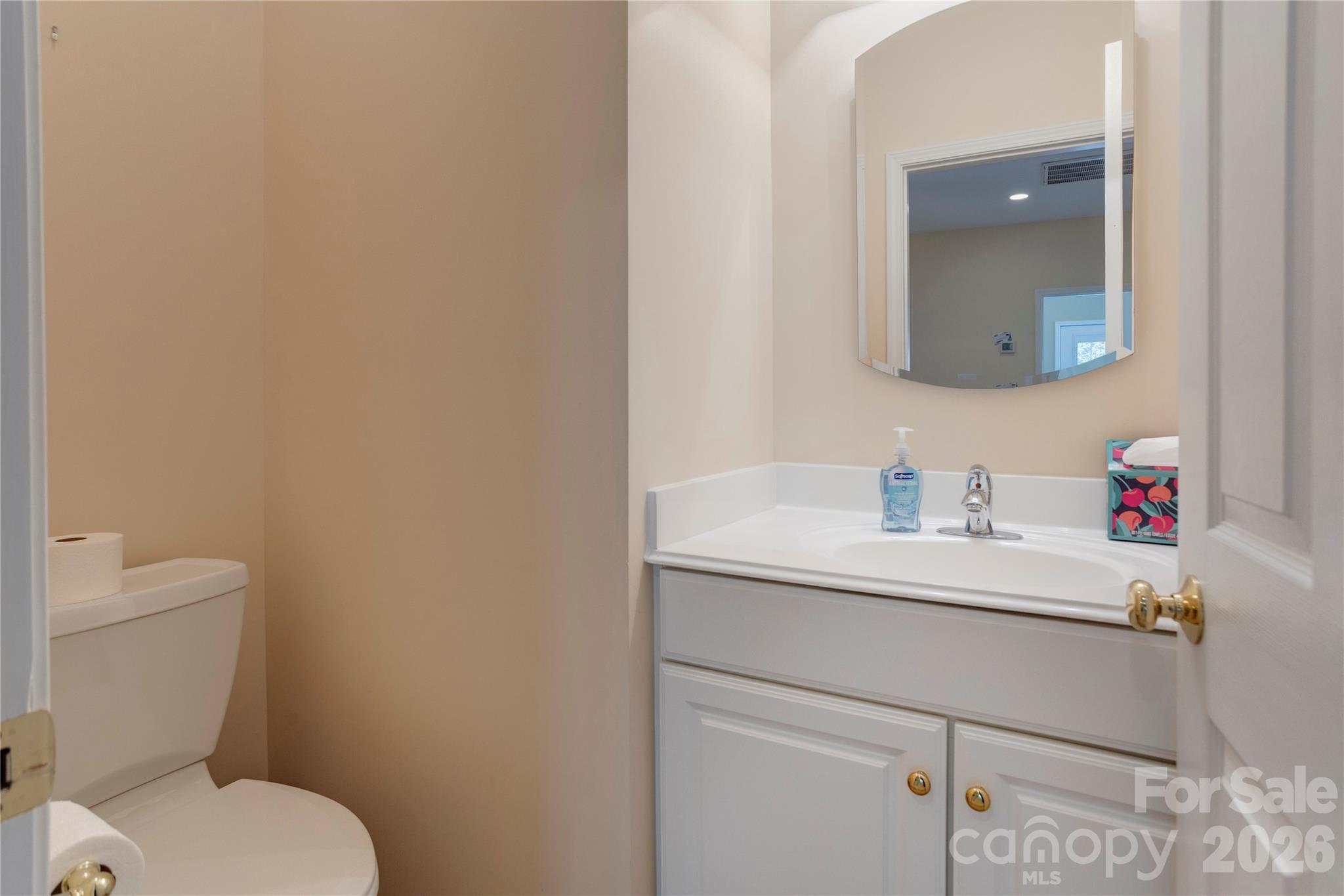2nd Living Quarters Bath - 580 Gatsby Place NW, Concord
