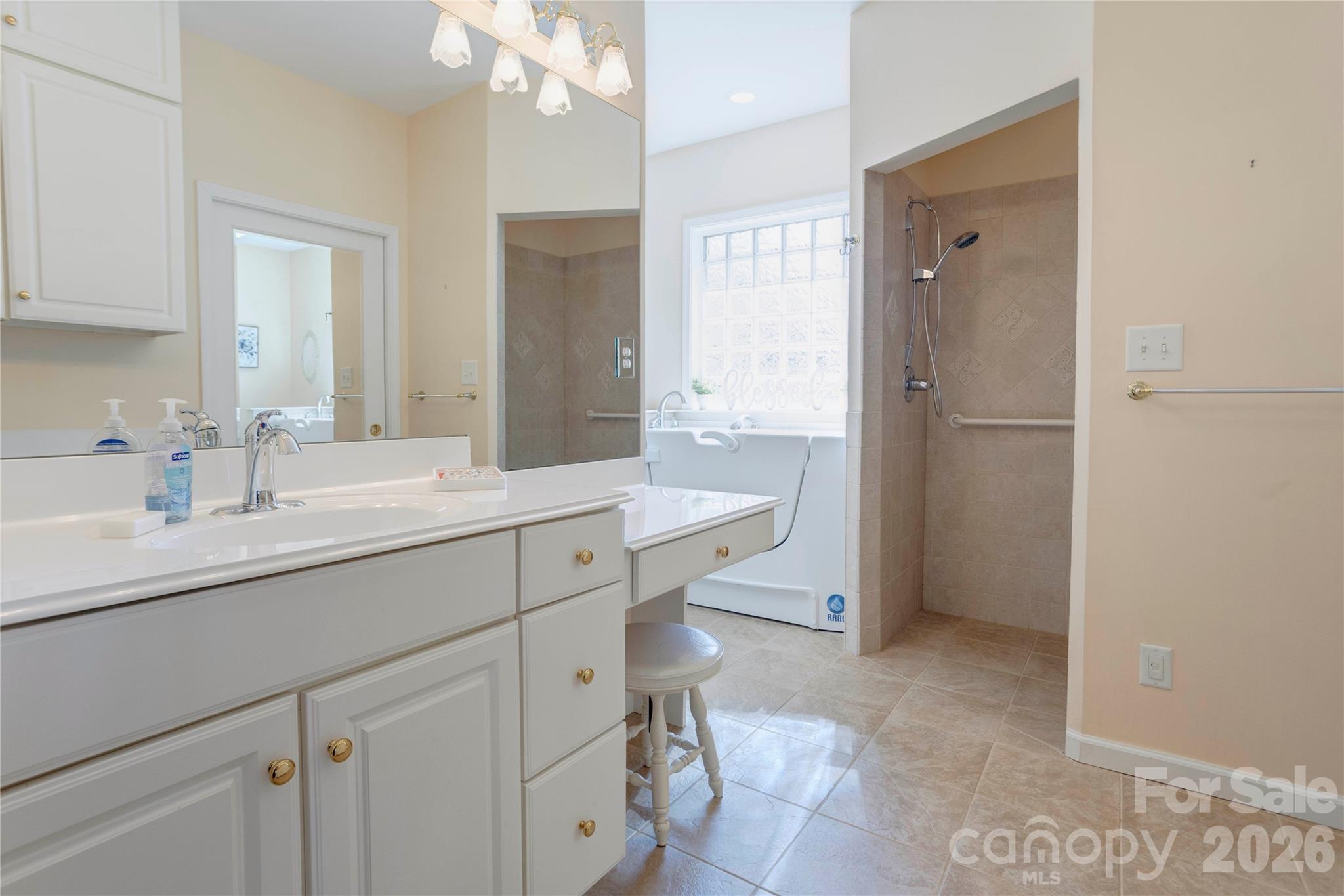 2nd Living Quarters Primary Bath/Walk In Shower - 580 Gatsby Place NW, Concord