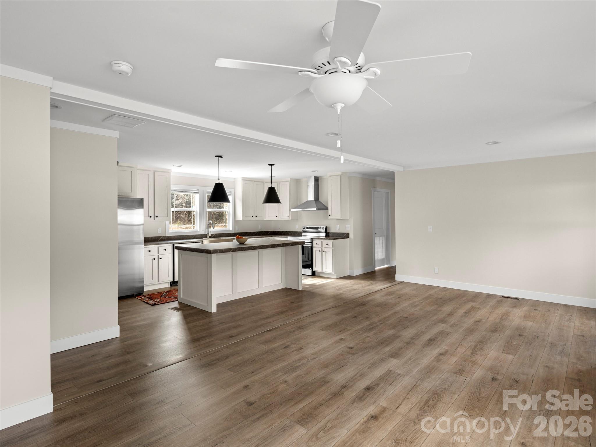 Single Family Residence at 2095 Emmas Grove Road, Fairview, photo 7 of 27
