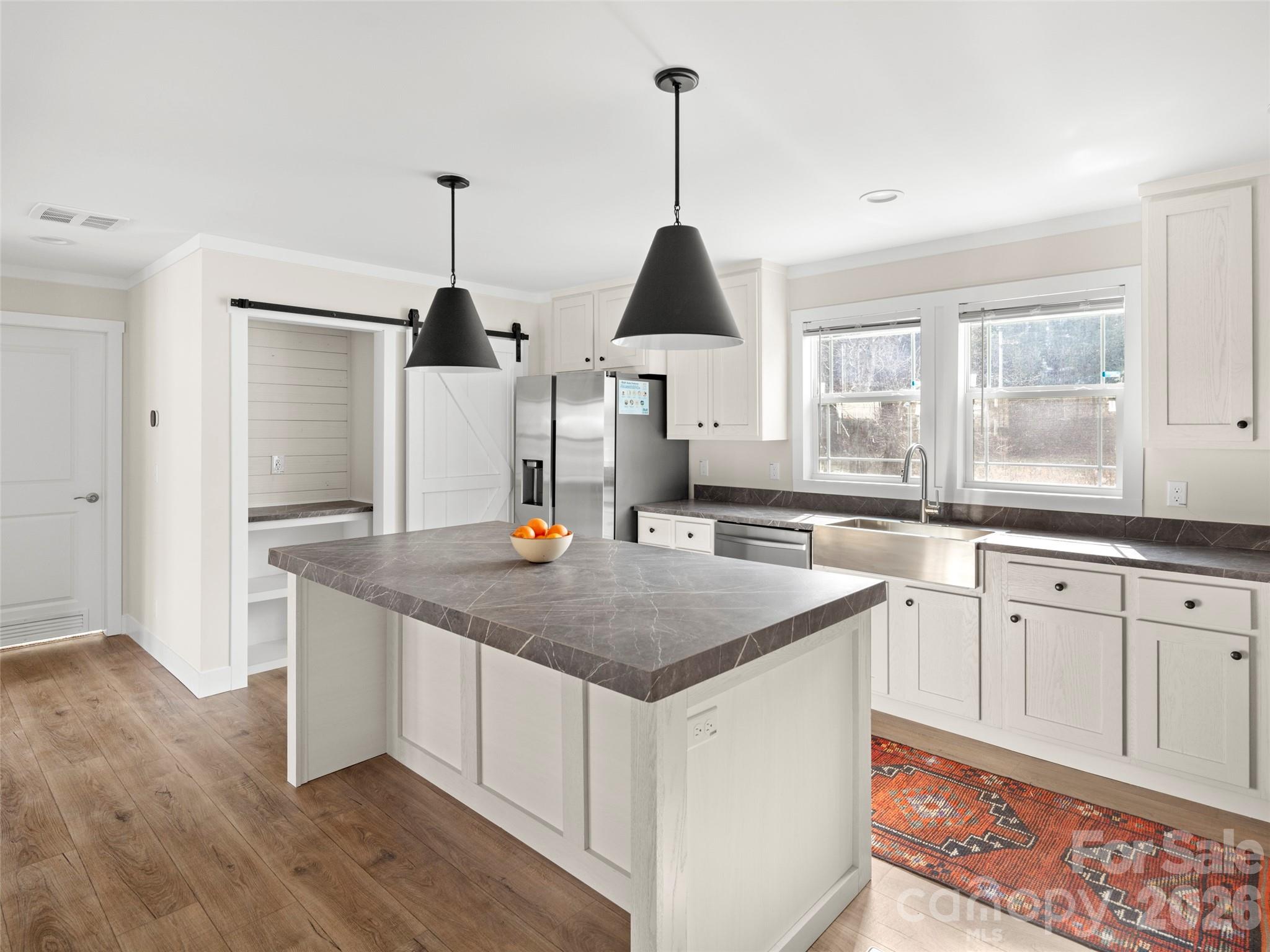 Single Family Residence at 2095 Emmas Grove Road, Fairview, photo 4 of 27