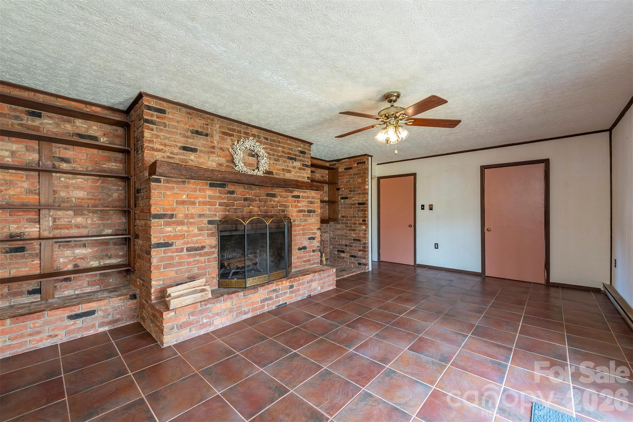 Single Family Residence at 118 Richard Lane, Black Mountain, photo 4 of 43
