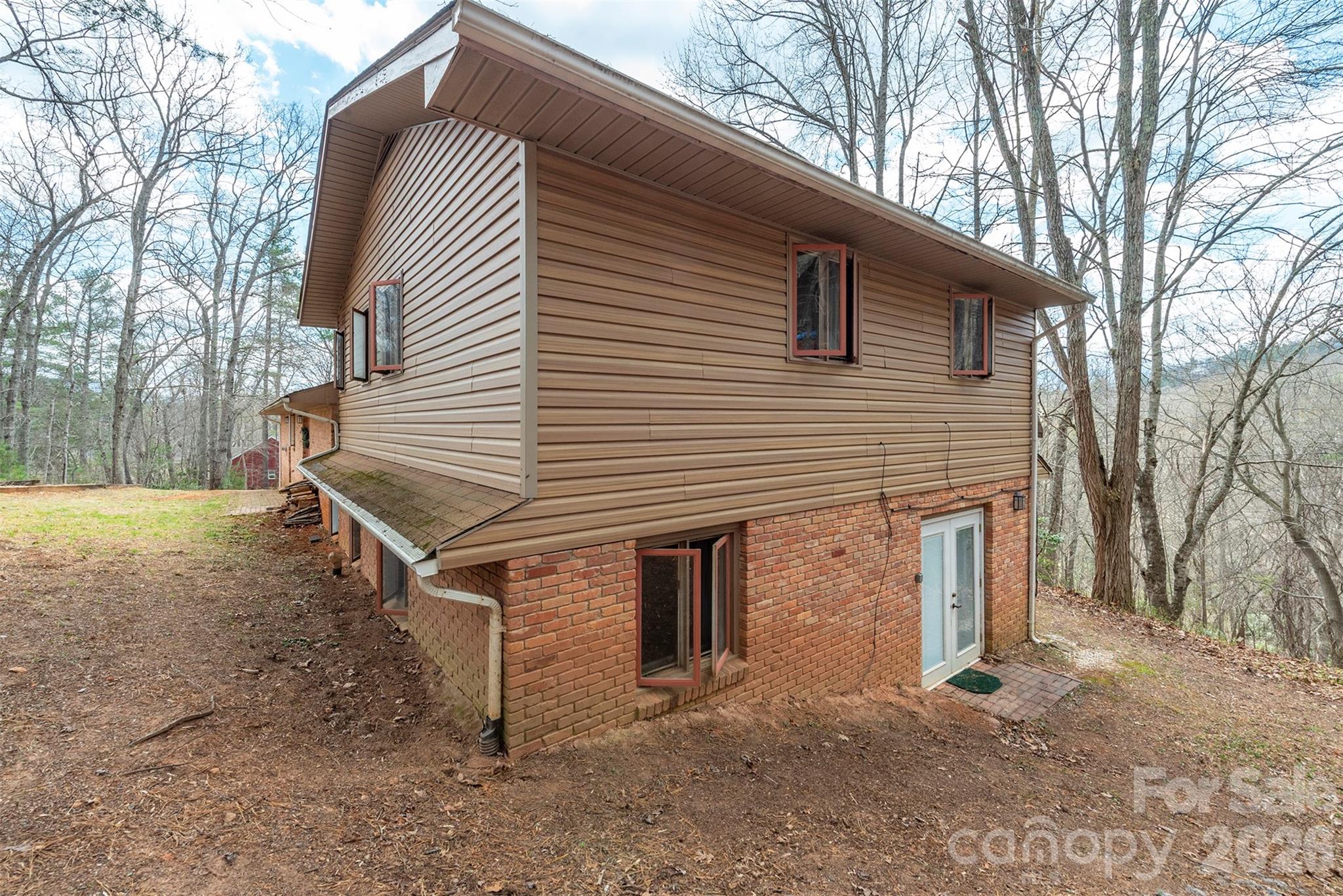 Single Family Residence at 118 Richard Lane, Black Mountain, photo 40 of 43