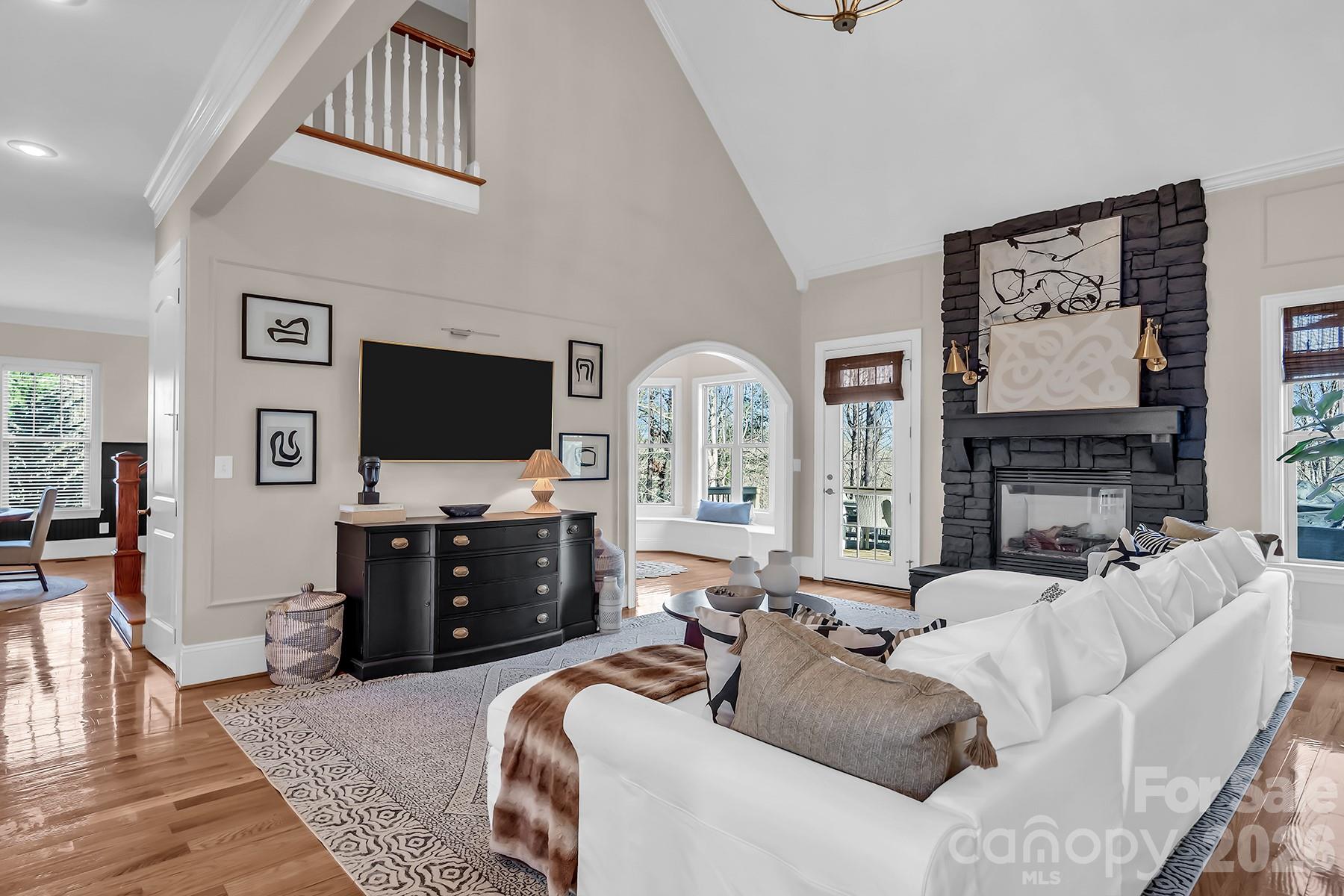 Single Family Residence at 394 Stone Cliff Lane, Lake Wylie, photo 10 of 43