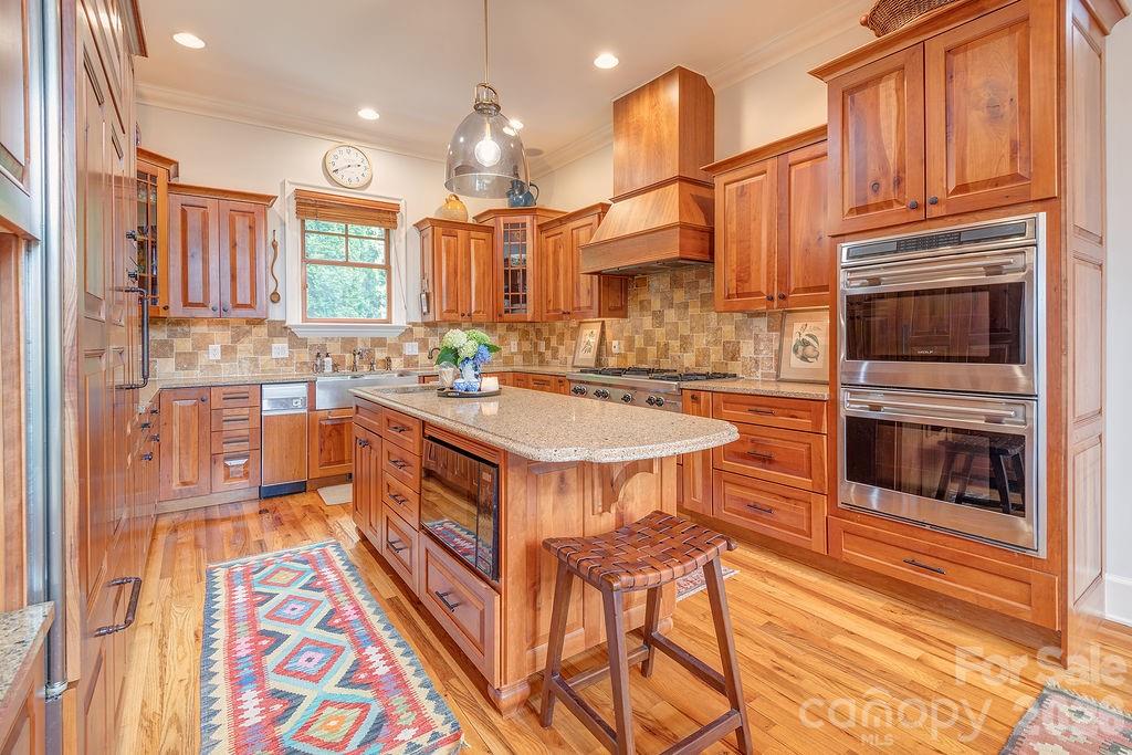 Single Family Residence at 3 Gale Kelly Court, Weaverville, photo 10 of 37