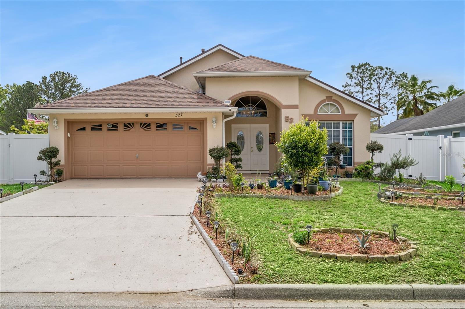 527 DURANGO LOOP ST