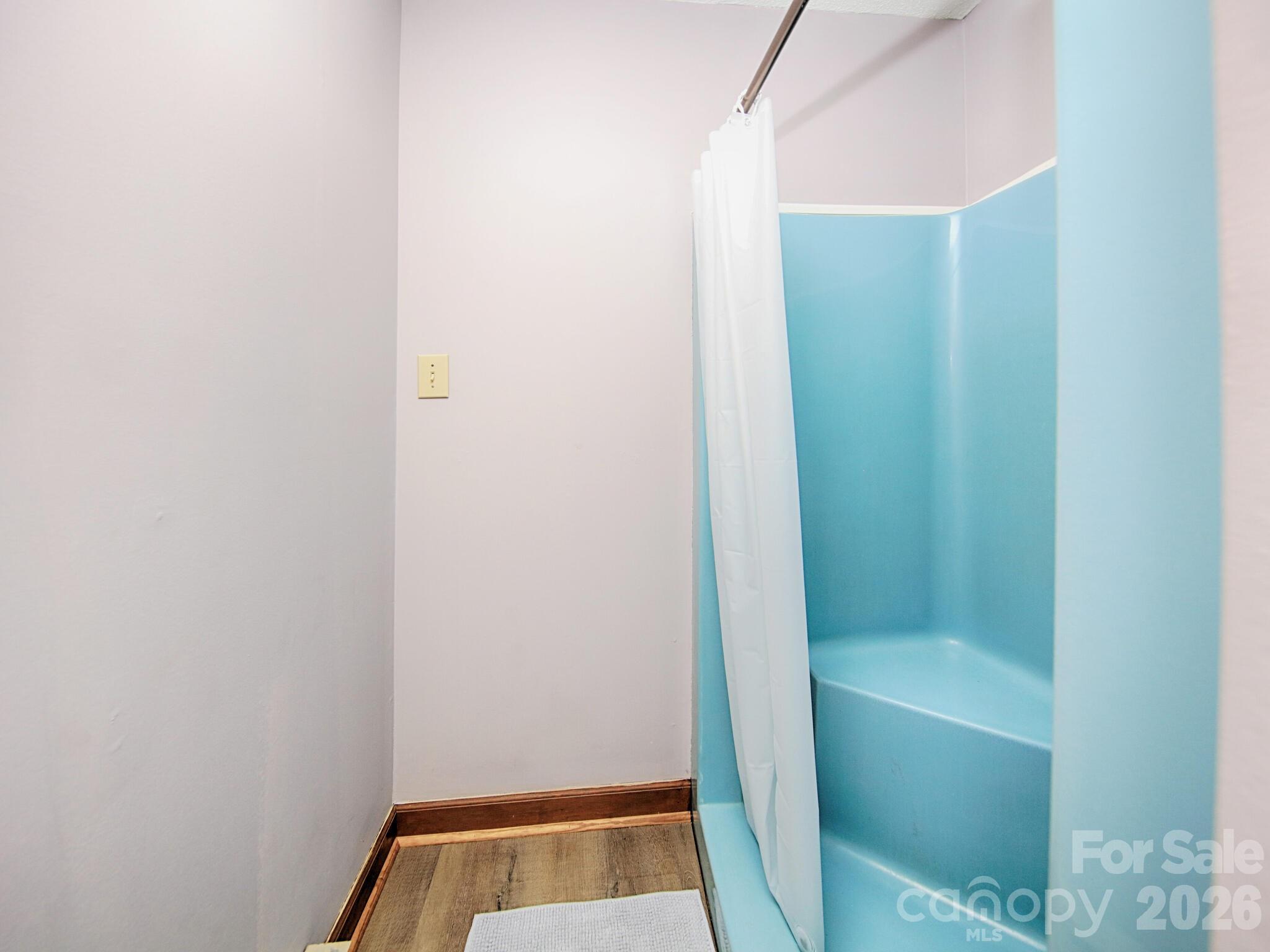2nd living quarters bath - 269 Johnson Dairy Road, Mooresville