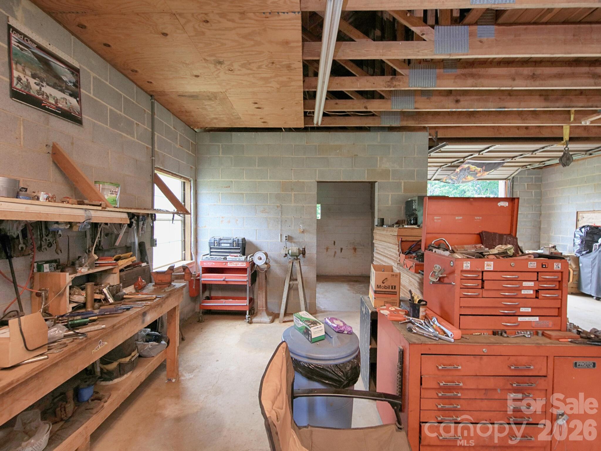 Barn/workshop/autoshop - 269 Johnson Dairy Road, Mooresville