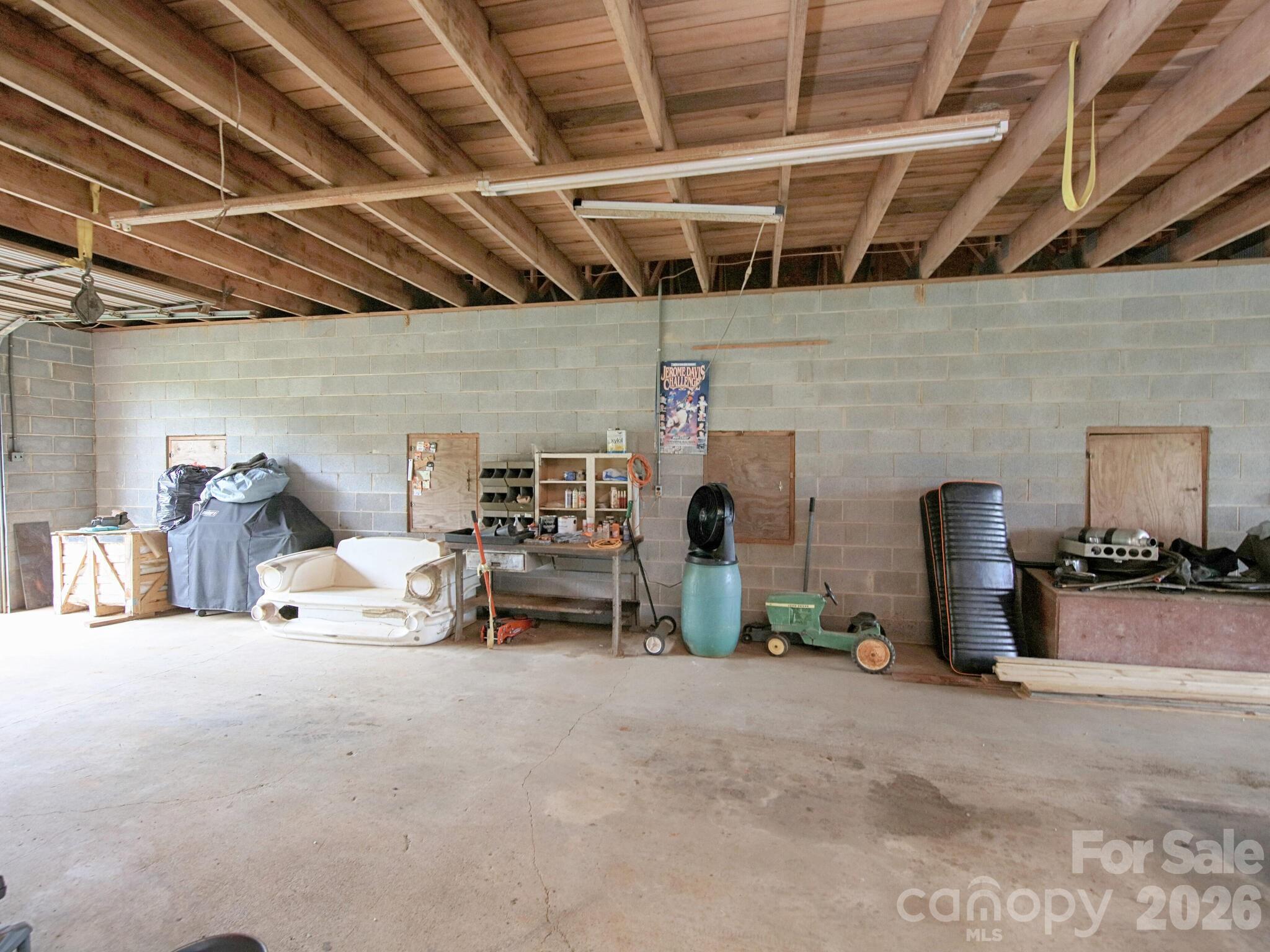 Barn/workshop/autoshop - 269 Johnson Dairy Road, Mooresville