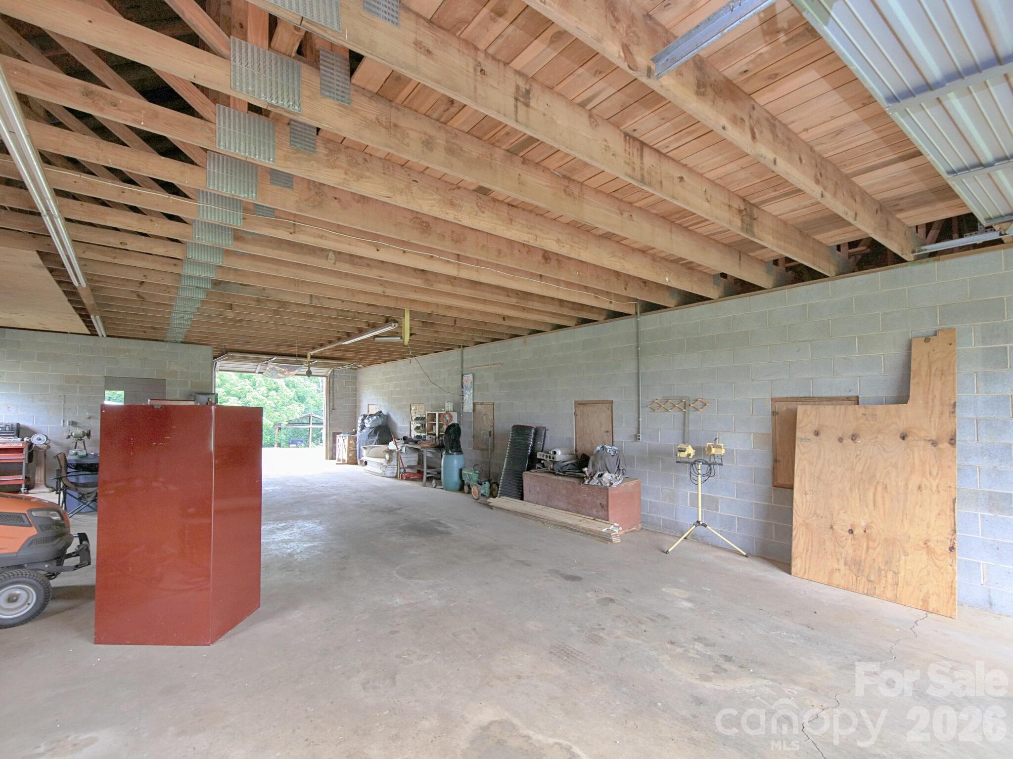 Barn/workshop/autoshop - 269 Johnson Dairy Road, Mooresville