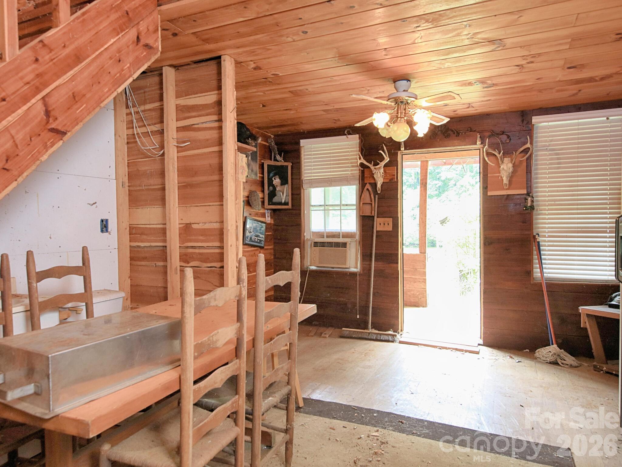 Cabin - 269 Johnson Dairy Road, Mooresville